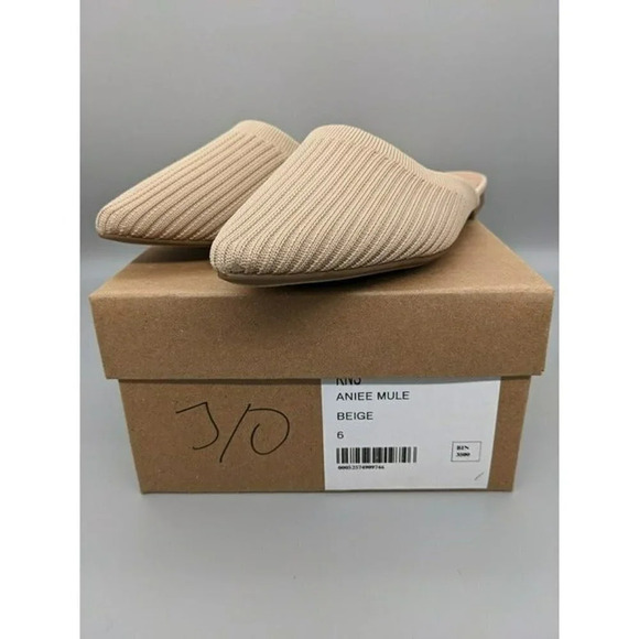 NWOB Journee Collection Women's Aniee Flat Slip On Slip-On Mule Beige Size 6 - Picture 7 of 7